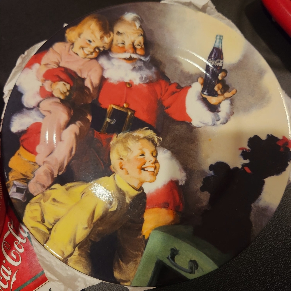 Coca-Cola Santa Claus Plates Set Of 4 - Picture 3 of 6